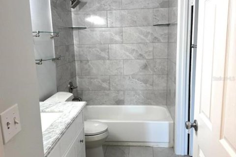 Copropriété à louer à Sarasota, Floride: 3 chambres, 117.06 m2 № 1873605 - photo 18