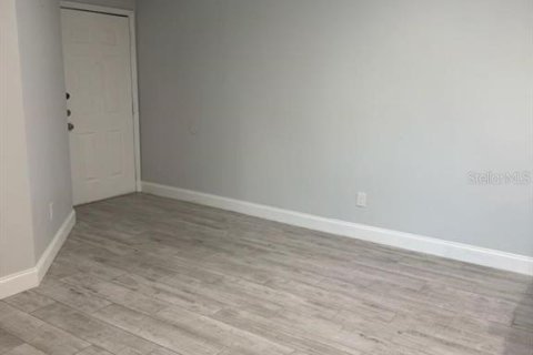 Copropriété à louer à Sarasota, Floride: 3 chambres, 117.06 m2 № 1873605 - photo 6