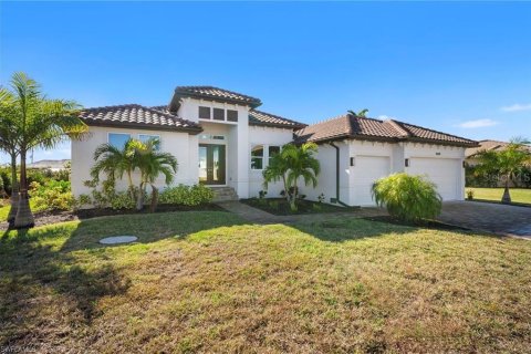 Villa ou maison à Port Charlotte, Floride 3 chambres, 219.34 m2 № 2350325