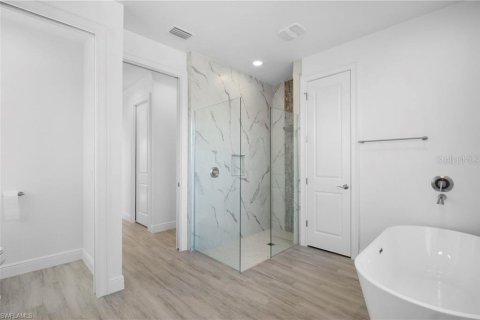 Villa ou maison à vendre à Port Charlotte, Floride: 3 chambres, 219.34 m2 № 2350325 - photo 17