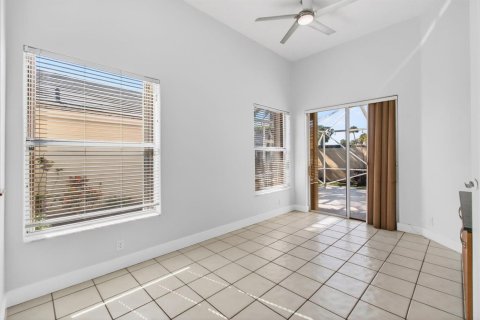 House in Boca Raton, Florida 3 bedrooms, 205.22 sq.m. № 2190773 - photo 9