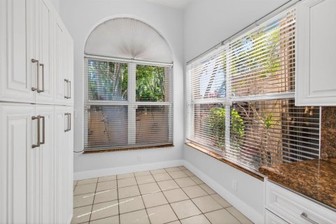 House in Boca Raton, Florida 3 bedrooms, 205.22 sq.m. № 2190773 - photo 15