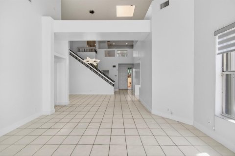 House in Boca Raton, Florida 3 bedrooms, 205.22 sq.m. № 2190773 - photo 7