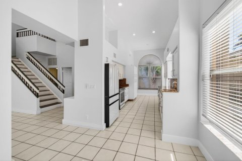 House in Boca Raton, Florida 3 bedrooms, 205.22 sq.m. № 2190773 - photo 11