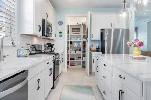 Villa ou maison à vendre à Punta Gorda, Floride: 2 chambres, 179.86 m2 № 2102062 - photo 11