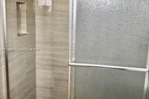 Condominio en venta en Coral Springs, Florida, 2 dormitorios, 114.27 m2 № 1469988 - foto 9