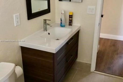 Condominio en venta en Coral Springs, Florida, 2 dormitorios, 114.27 m2 № 1469988 - foto 8
