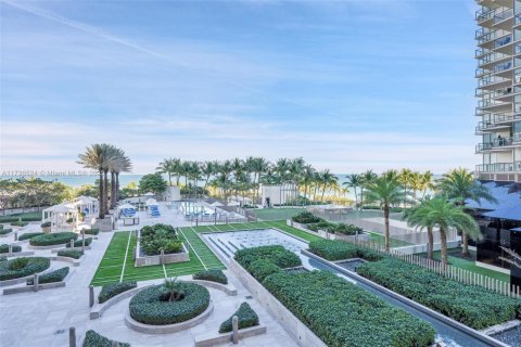 Condo in Bal Harbour, Florida, 2 bedrooms  № 1811157 - photo 19