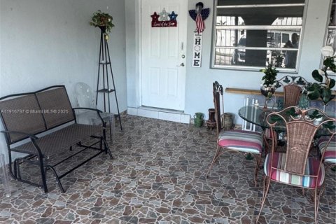 Commercial property in Sweetwater, Florida 218.51 sq.m. № 1973672 - photo 3