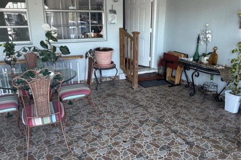 Commercial property in Sweetwater, Florida 218.51 sq.m. № 1973672 - photo 4