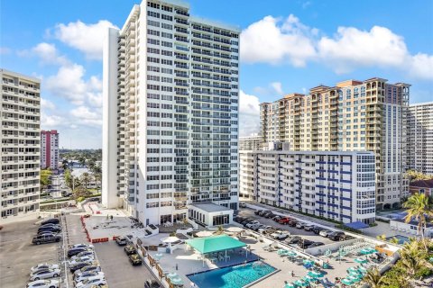 Copropriété à vendre à Hallandale Beach, Floride: 1 chambre, 78.97 m2 № 2261860 - photo 5
