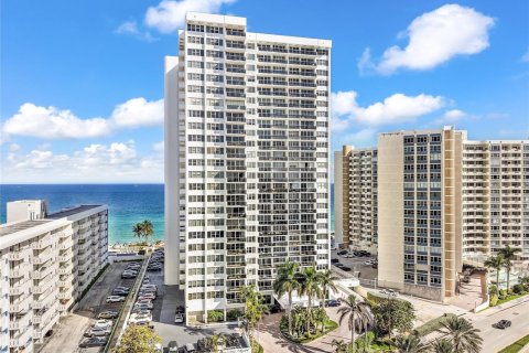 Copropriété à vendre à Hallandale Beach, Floride: 1 chambre, 78.97 m2 № 2261860 - photo 8