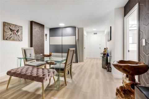Copropriété à vendre à Hallandale Beach, Floride: 1 chambre, 78.97 m2 № 2261860 - photo 13