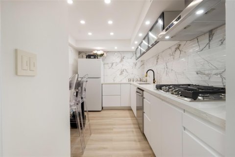 Copropriété à vendre à Hallandale Beach, Floride: 1 chambre, 78.97 m2 № 2261860 - photo 21
