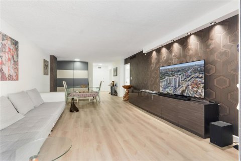 Copropriété à vendre à Hallandale Beach, Floride: 1 chambre, 78.97 m2 № 2261860 - photo 16