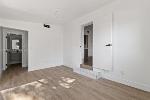 Villa ou maison à vendre à West Park, Floride: 4 chambres, 94.85 m2 № 1994684 - photo 13