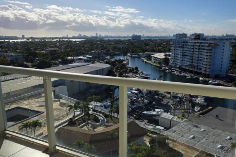 Снять в аренду кондоминиум в Норт-Майами, Флорида 2 спальни, 99.41м2, № 2004920 - фото 26