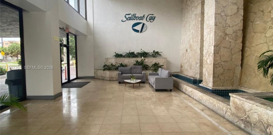 Кондоминиум с 2 спальнями в Норт-Майами, Флорида № 2004920