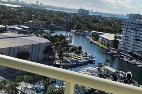 Снять в аренду кондоминиум в Норт-Майами, Флорида 2 спальни, 99.41м2, № 2004920 - фото 27