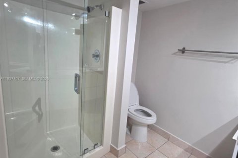 Снять в аренду кондоминиум в Норт-Майами, Флорида 2 спальни, 99.41м2, № 2004920 - фото 23