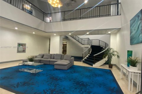 Снять в аренду кондоминиум в Норт-Майами, Флорида 2 спальни, 99.41м2, № 2004920 - фото 2