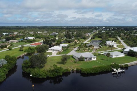 Terreno en venta en Punta Gorda, Florida № 1901608 - foto 4
