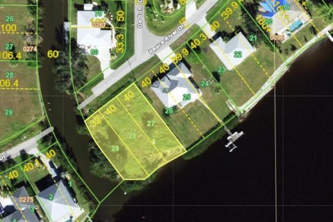 Terreno en venta en Punta Gorda, Florida № 1901608 - foto 1
