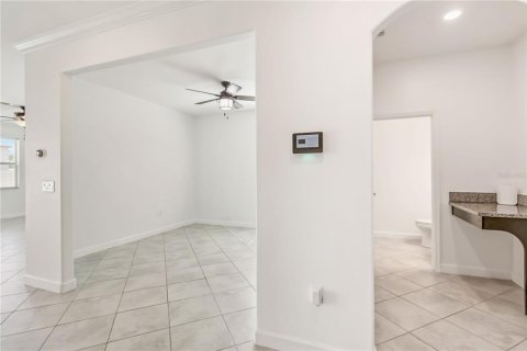 House in BELMONT in Ruskin, Florida 4 bedrooms, 265.61 sq.m. № 1827632 - photo 17