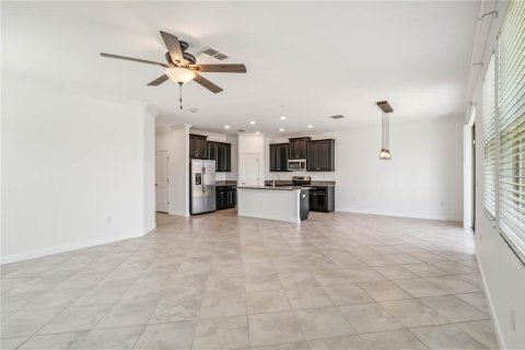 House in BELMONT in Ruskin, Florida 4 bedrooms, 265.61 sq.m. № 1827632 - photo 10