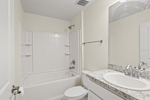 Casa en alquiler en Spring Hill, Florida, 3 dormitorios, 172.61 m2 № 1912367 - foto 29