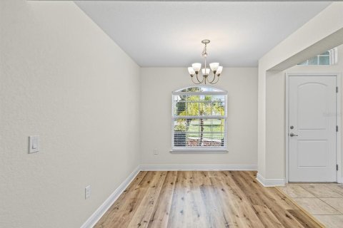 Casa en alquiler en Spring Hill, Florida, 3 dormitorios, 172.61 m2 № 1912367 - foto 7