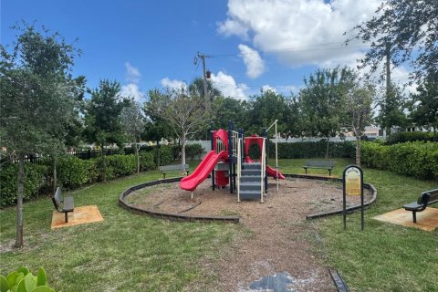 Adosado en venta en West Palm Beach, Florida, 3 dormitorios, 139.35 m2 № 2195321 - foto 18