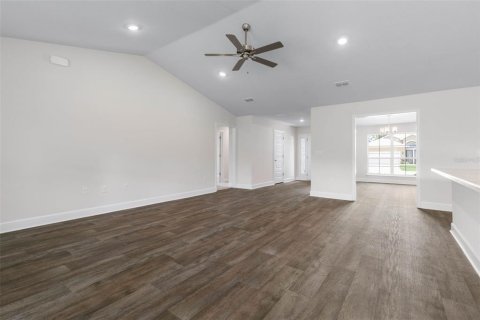 Casa en venta en Palm Coast, Florida, 4 dormitorios, 196.67 m2 № 1816889 - foto 6