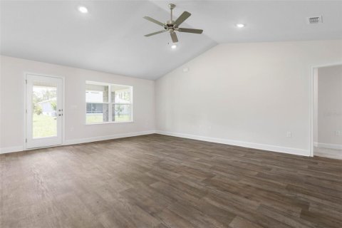 Casa en venta en Palm Coast, Florida, 4 dormitorios, 196.67 m2 № 1816889 - foto 5
