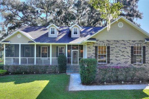 Casa en Plant City, Florida 4 dormitorios, 200.67 m2 № 2416552