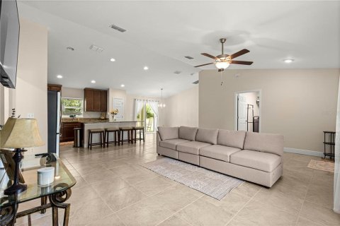Casa en venta en Ocala, Florida, 3 dormitorios, 148.55 m2 № 1917941 - foto 10