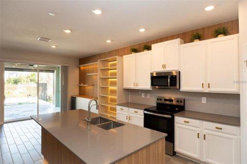 Casa en venta en Winter Garden, Florida, 5 dormitorios, 304.25 m2 № 1906381 - foto 13