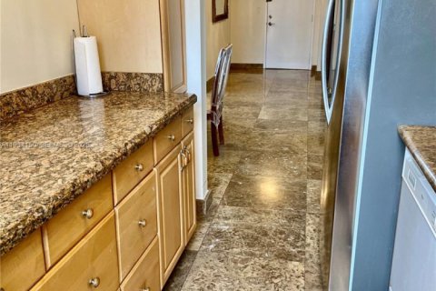 Снять в аренду кондоминиум в Санни-Айлс-Бич, Флорида 2 спальни, 141.68м2, № 1992425 - фото 19