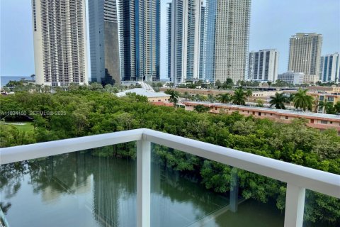 Снять в аренду кондоминиум в Санни-Айлс-Бич, Флорида 2 спальни, 141.68м2, № 1992425 - фото 6