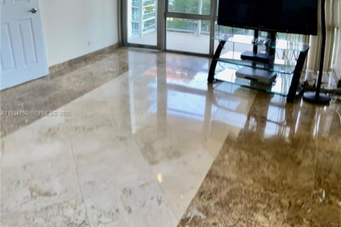 Снять в аренду кондоминиум в Санни-Айлс-Бич, Флорида 2 спальни, 141.68м2, № 1992425 - фото 24