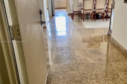 Снять в аренду кондоминиум в Санни-Айлс-Бич, Флорида 2 спальни, 141.68м2, № 1992425 - фото 30