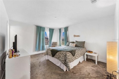 Touwnhouse à vendre à Orlando, Floride: 3 chambres, 159.51 m2 № 2403096 - photo 11