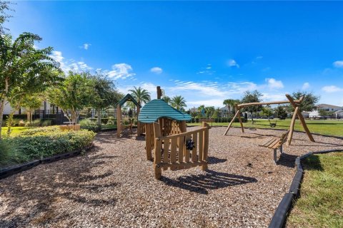 Touwnhouse à vendre à Orlando, Floride: 3 chambres, 159.51 m2 № 2403096 - photo 29