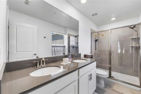 Touwnhouse à vendre à Orlando, Floride: 3 chambres, 159.51 m2 № 2403096 - photo 12