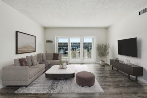Condominio en venta en Saint Pete Beach, Florida, 2 dormitorios, 105.07 m2 № 2206244 - foto 2