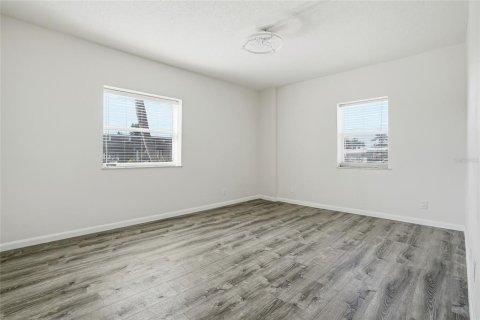 Condominio en venta en Saint Pete Beach, Florida, 2 dormitorios, 105.07 m2 № 2206244 - foto 8