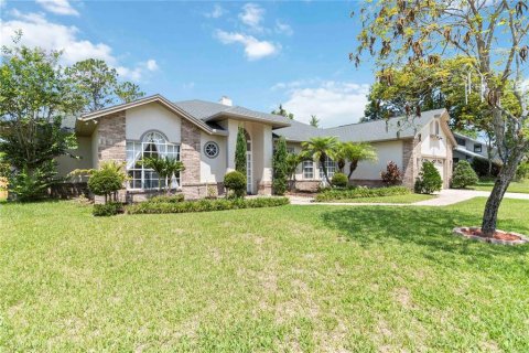 House in Orlando, Florida 4 bedrooms, 227.33 sq.m. № 1741179 - photo 1