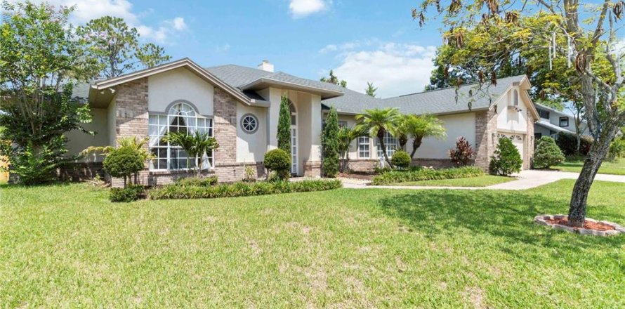 House in Orlando, Florida 4 bedrooms, 227.33 sq.m. № 1741179
