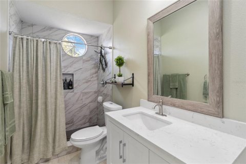 House in Orlando, Florida 4 bedrooms, 227.33 sq.m. № 1741179 - photo 22