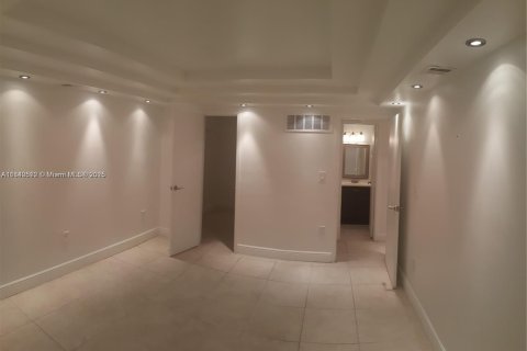 Copropriété à vendre à North Miami, Floride: 1 chambre, 62.52 m2 № 1834235 - photo 3